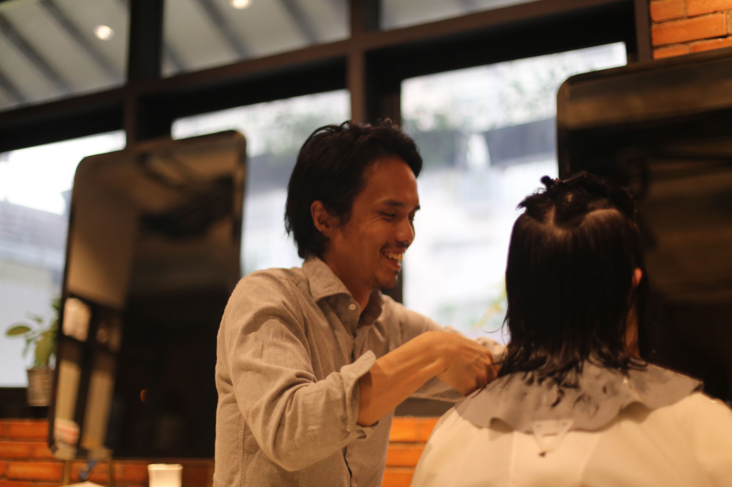 インドネシア　ジャカルタ　日系美容室　ryoji sakate 海外就職　転職　日本人スタイリスト　日本人美容師　中途