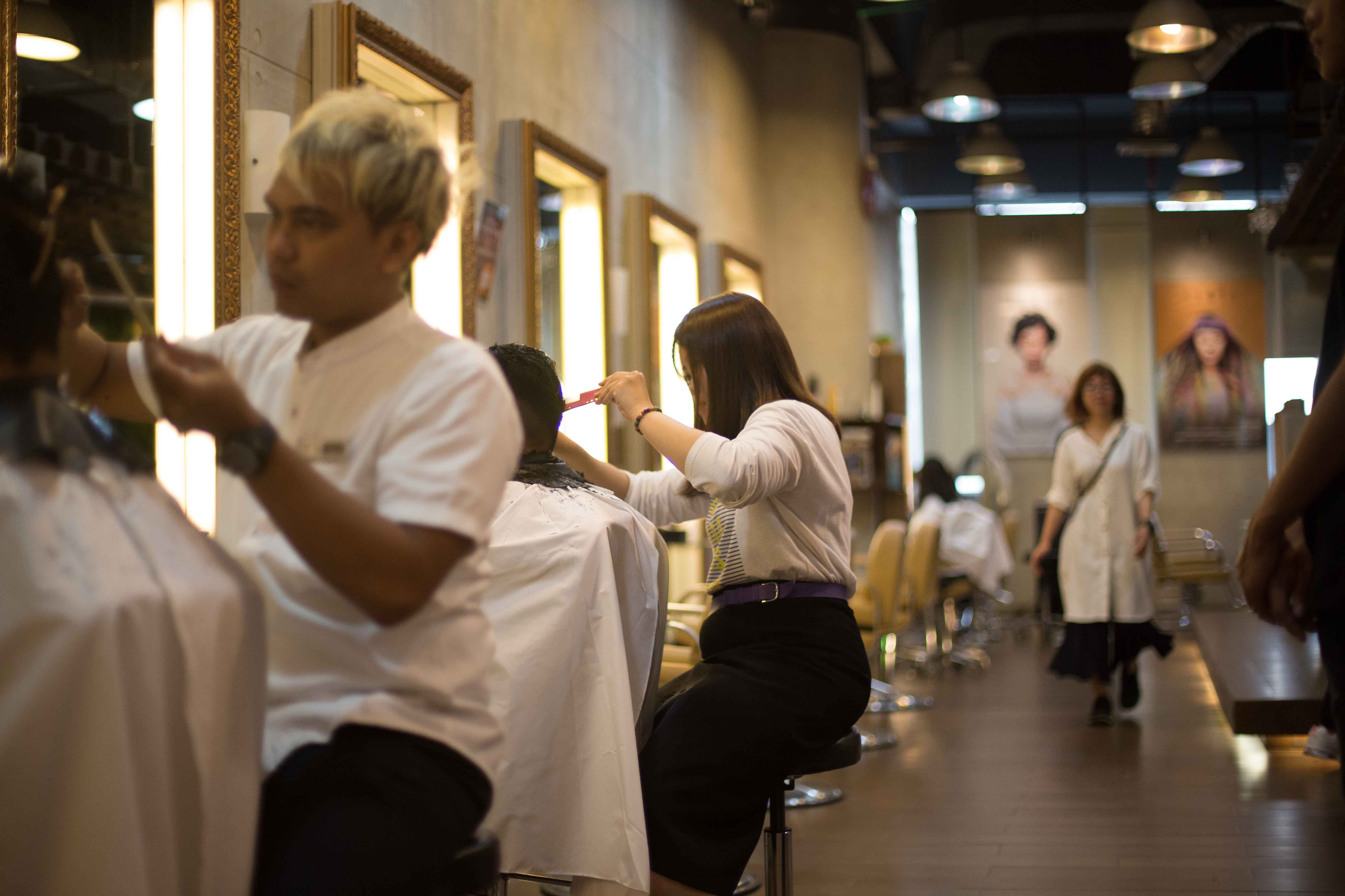 インドネシア　ジャカルタ　ママ美容師　海外就職　海外美容室　日本人スタイリスト　日系サロン　日系美容室　日本人美容師